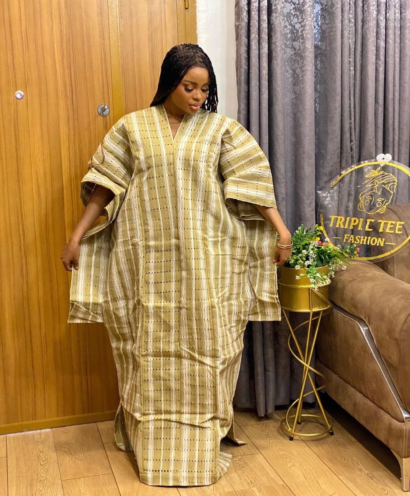 Handmade Aso Oke Boubou Gown | Nigerian Kaftan with Gold Scarf